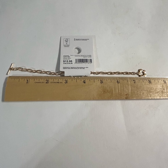 Toggle Bracelet - Picture 6 of 6